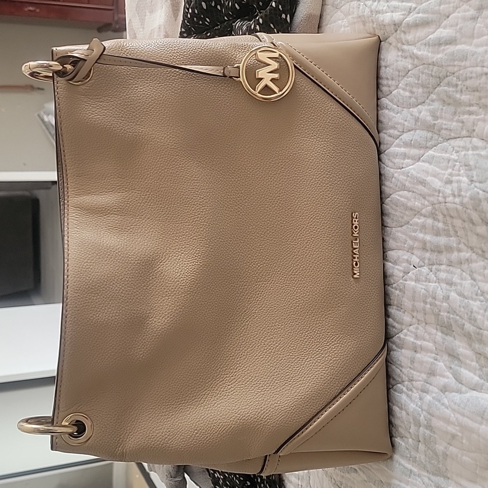 Michael kors shoulder bag purse